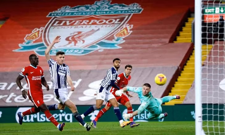 Liverpool bỏ lỡ cơ hội nới rộng khoảng cách với nhóm phía sau. Ảnh: PA.