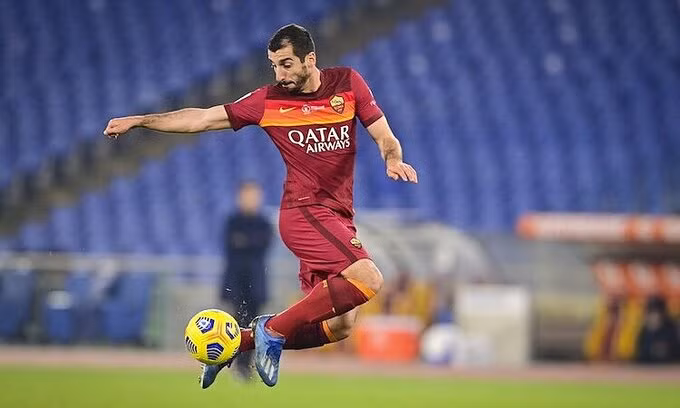 Mkhitaryan chứng minh đẳng cấp của anh sau 12 trận tại Serie A mùa này. Ảnh: LaPresse.