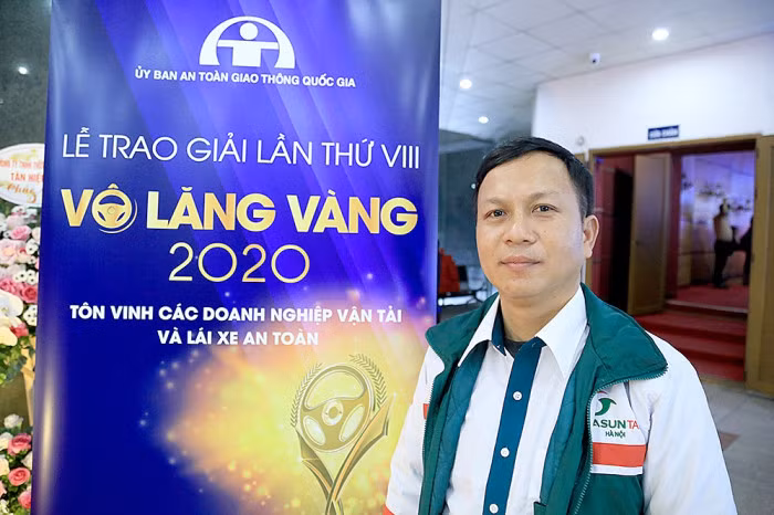 Tài xế Dương Hoàng Hóa