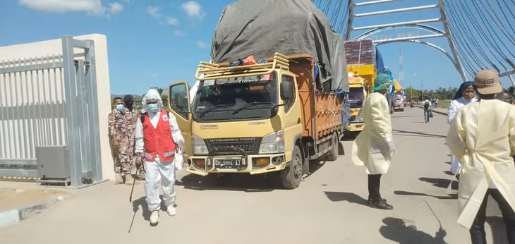 Timor Leste đóng cửa biên giới với tất cả các quốc gia để ngăn Covid-19. Ảnh: Timor Leste Red Cross