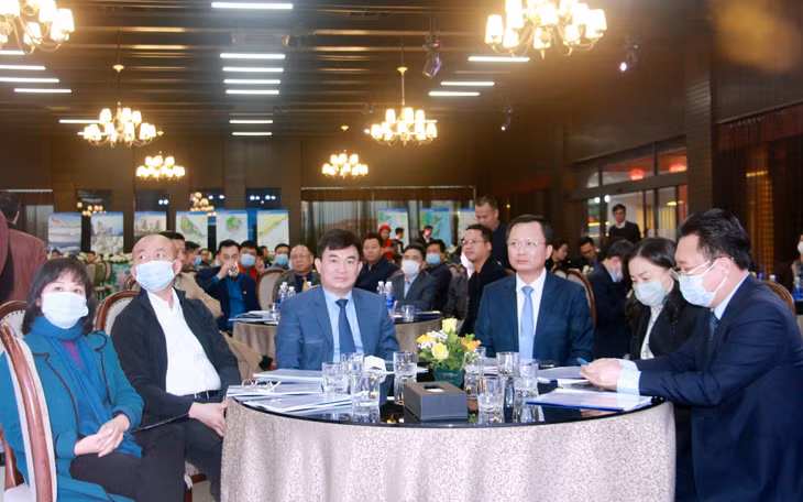 Các đại biểu tham dự hội nghị.
