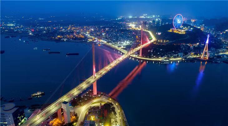 Hạ Long 
