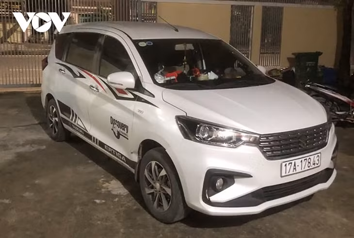 Xe ô tô bị phát hiện đang chở người Trung Quốc.