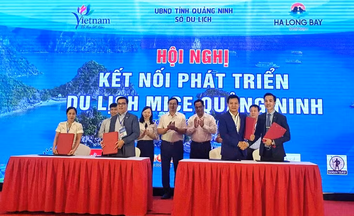 Anh tích cực tham gia các chương trình kích cầu du lịch