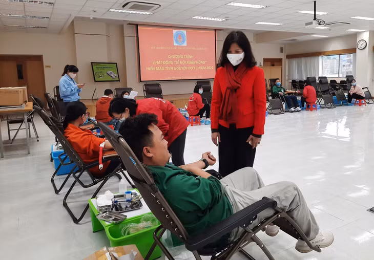 hỵf