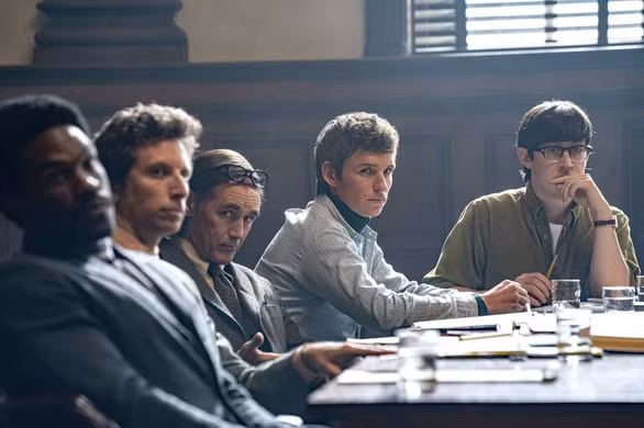 The Trial of the Chicago 7 cũng có 6 đề cử Oscar