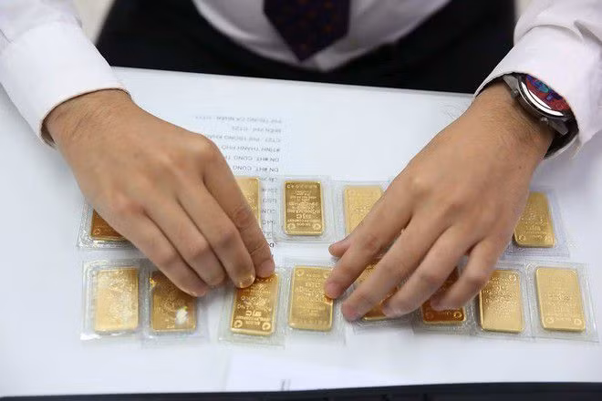 Giá vàng trong nước vẫn đứng trên 55 triệu đồng.
