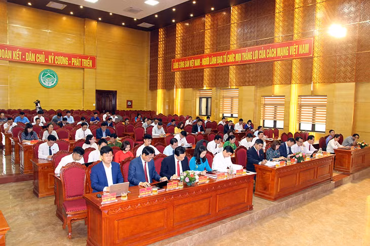 Quang cảnh kỳ họp.