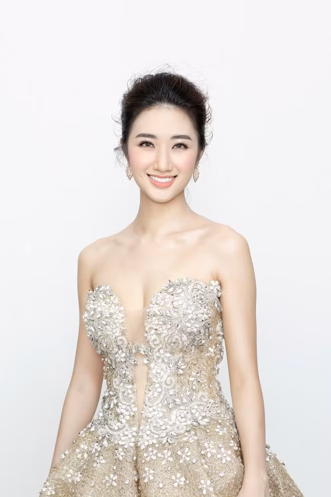 Hoa hậu Thu Ngân hồi hộp chờ đến ngày được trao lại vương miện cho người kế nhiệm. (Ảnh: BTC)