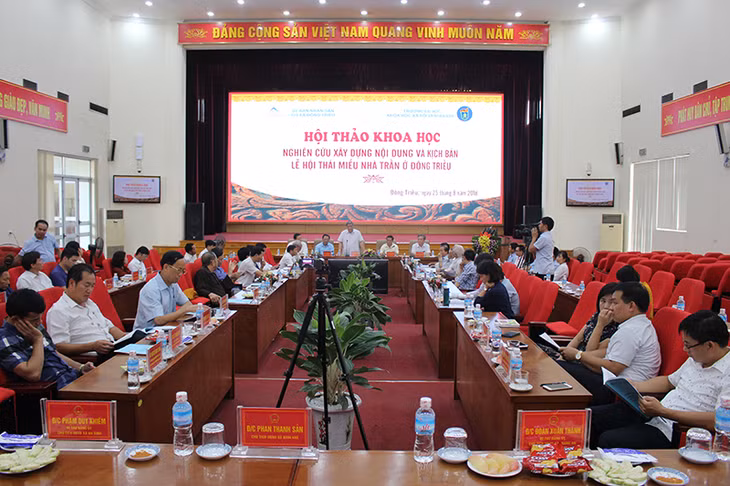 Quang cảnh hội thảo: Nghiên cứu xây dựng nội dung, kịch bản lễ hội Thái miếu nhà Trần ở Đông Triều.