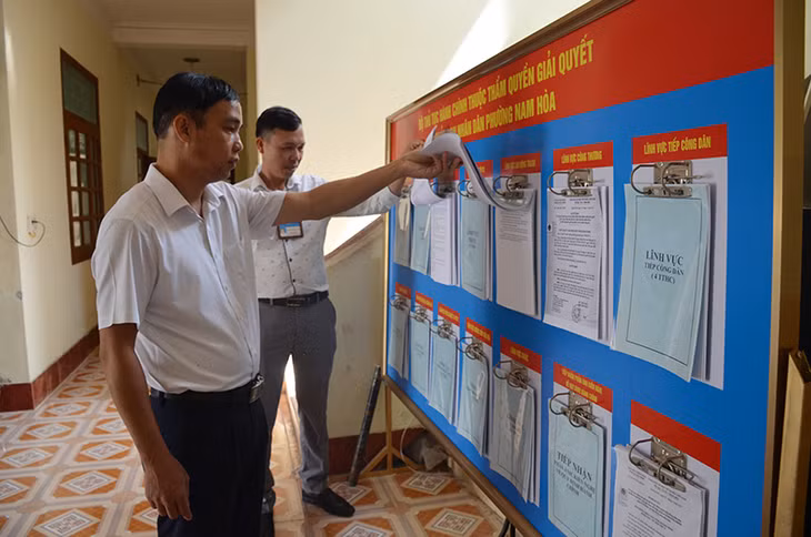Lãnh đạo cơ quan tham mưu giúp việc chung Khối MTTQ và các đoàn thể TX Quảng Yên giám sát việc niên 