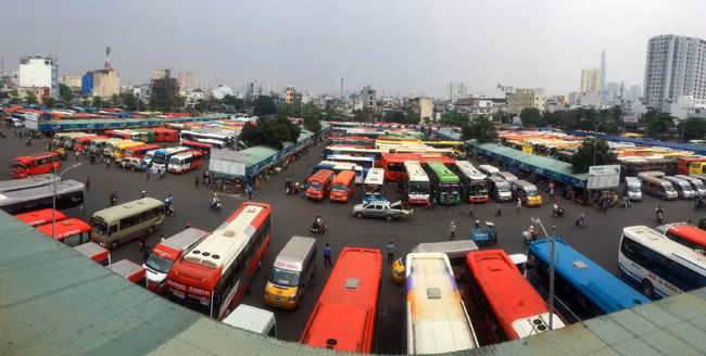 Bến xe Miền Đông.