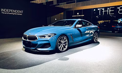 BMW M850i ra mắt khách hàng tại triển lãm riêng ở Singapore.