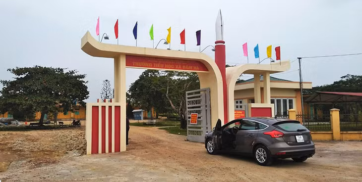 Trường Tiểu học Đầm Hà, xã Đầm Hà đang được khẩn trương hoàn thành sửa chữa phục vụ năm học mới.