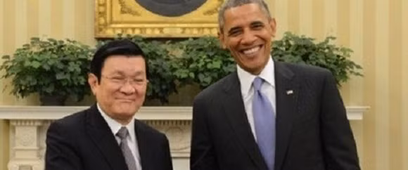 Chủ tịch nước Trương Tấn Sang và Tổng thống Obama (Ảnh: VTC)