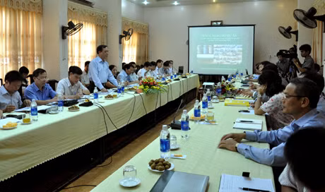 Đồng chí Đỗ Thông, Phó Chủ tịch Thường trực UBND tỉnh làm việc với Ban dự án phát triển nông nghiệp của Hàn Quốc tại Việt Nam.