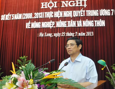 Đồng chí Bí thư Tỉnh uỷ Phạm Minh Chính phát biểu tại hội nghị.