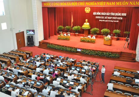 Kỳ họp thứ 9 HĐND tỉnh với nhiều nội dung quan trọng thu hút sự quan tâm đặc biệt của cử tri.