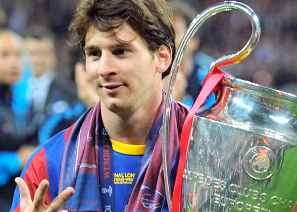 Những thách thức ở Argentina và Barca đang đợi Messi.
