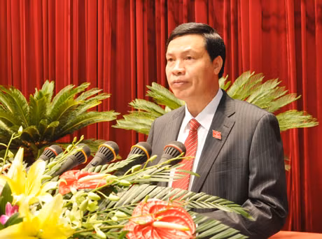 Chủ tịch HĐND tỉnh Nguyễn Đức Long phát biểu khai mạc.