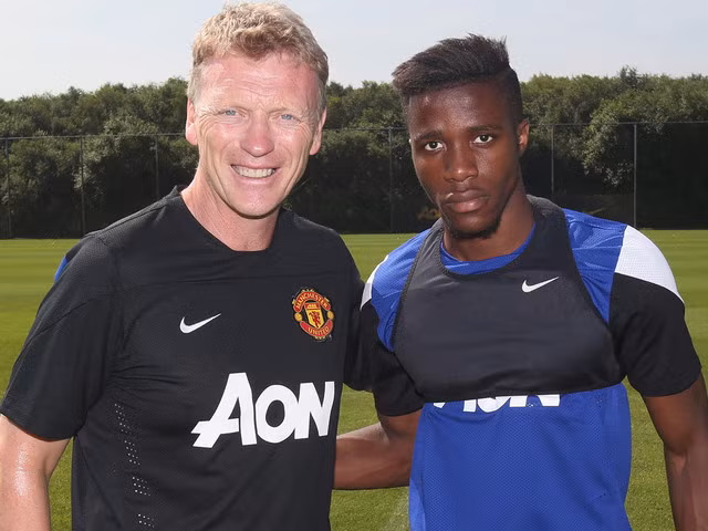 Ngoài Zaha, David Moyes vẫn chưa có thêm tân binh chất lượng