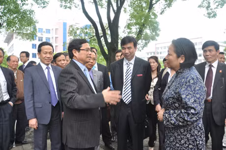 thăm trường Đại học Sư phạm Quảng Tây 