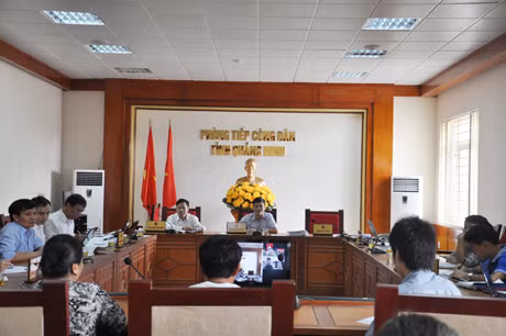 Quang cảnh buổi tiếp công dân định kỳ.