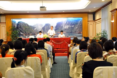Quang cảnh buổi tập huấn.
