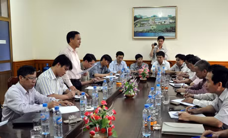 Đồng chí Đặng Huy Hậu, Phó Chủ tịch UBND tỉnh phát biểu kết luận buổi làm việc.