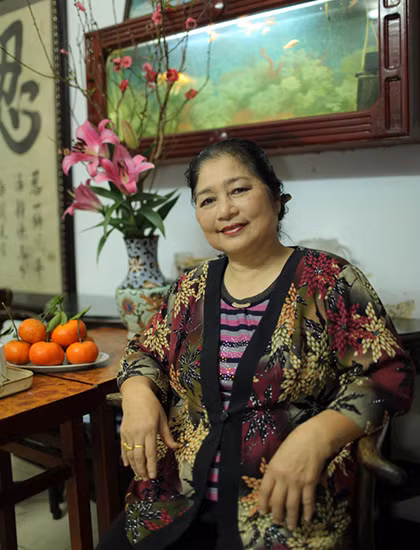 Nghệ sĩ Kim Xuyến luôn giữ thái độ lạc quan trong cuộc sống. Ảnh: S.H.