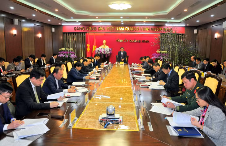 Quang cảnh cuộc họp.