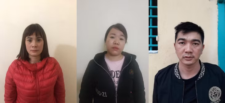 Các đối tượng Lê Thị Bẩy, Dương Thị Lan va Lưu Văn Trọng (từ trái sang phải) có hành vi