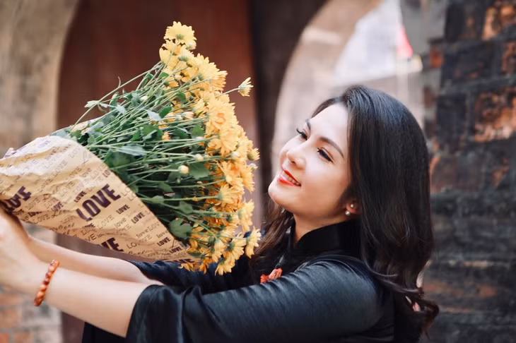 NSƯT Diệu Hương là một trong những nghệ sĩ thể hiện ca Huế thành công nhất hiện nay.