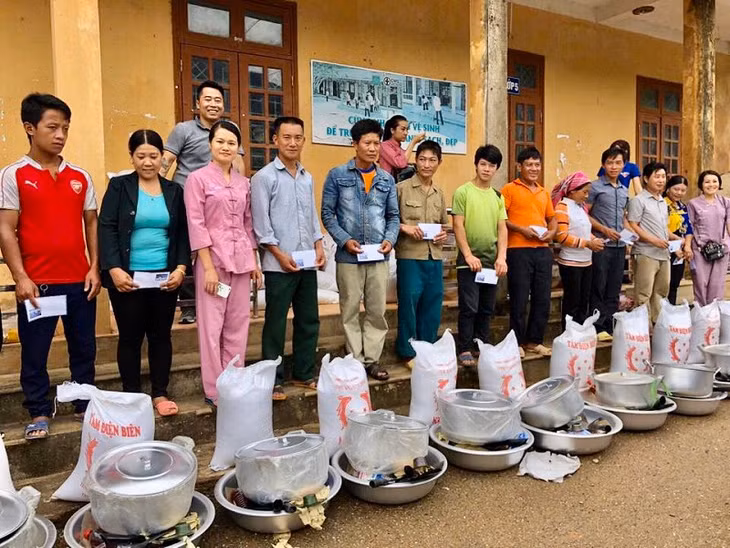 Chương trình từ thiện được Nguyễn Thu Phương cùng các nhà hảo tâm triển khai thực hiện gần đây. Ảnh do nhân vật cung cấp.
