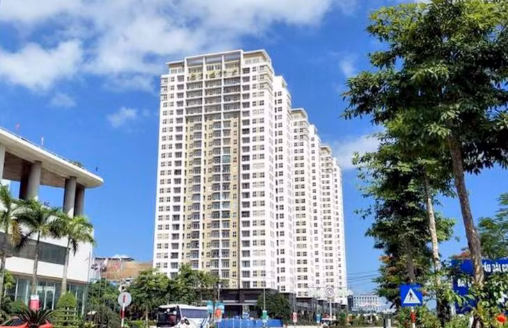 Chung cư New Life Tower, phường Hùng Thắng, TP Hạ Long, là một trong những tòa nhà có khá nhiều căn hộ cho khách du lịch thuê.