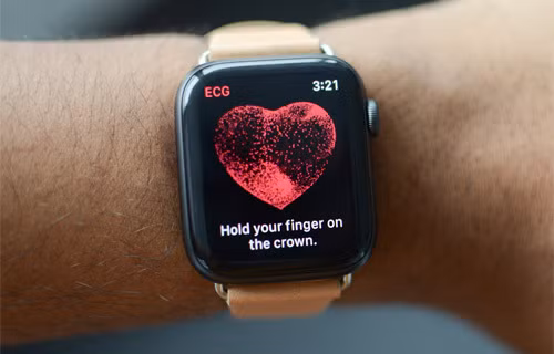 Tính năng đo nhịp tim là một trong những điểm nổi bật của Apple Watch. Ảnh: DigitalTrends.