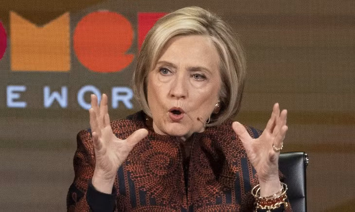 Hillary Clinton phát biểu trong một sự kiện tại New York cuối năm 2019. Ảnh: AFP.