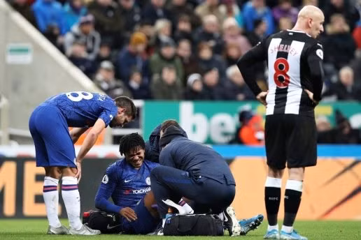  Chelsea tổn thất lực lượng sau trận thua Newcastle.