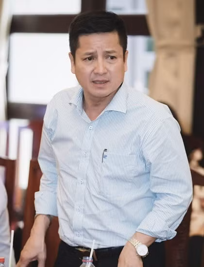 Nghệ sĩ Chí Trung trải lòng về sân khấu kịch trong buổi giao lưu với báo giới TP HCM. Ảnh: C.T.