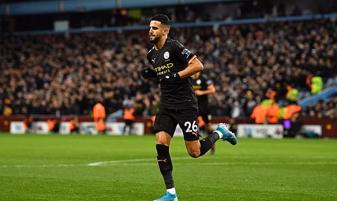 Mahrez tỏa sáng với cú đúp bàn thắng và 1 đường kiến tạo.
