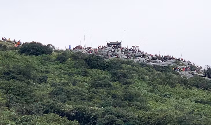 Chùa Đồng Yên Tử ngày mồng 3 tết nguyên đán Canh Tý 2020