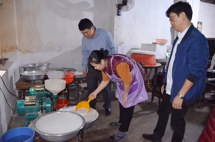 Đoàn Kiểm tra liên ngành của tỉnh kiểm tra công tác đảm bảo ATTP
