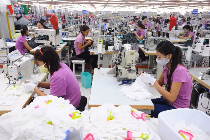 Dệt may Việt Nam có thể sẽ phải đối mặt với nhiều khó khăn trong năm 2020. (Ảnh minh họa)