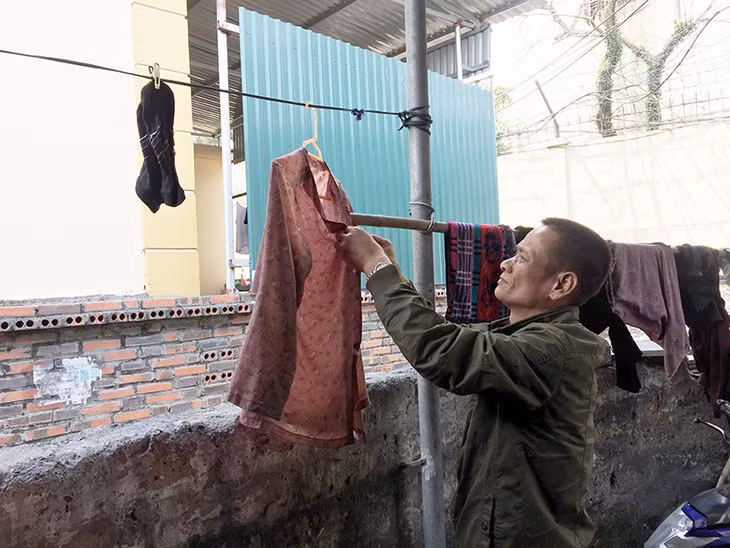 Người lầm lỡ cần vượt qua mặc cảm bản thân 