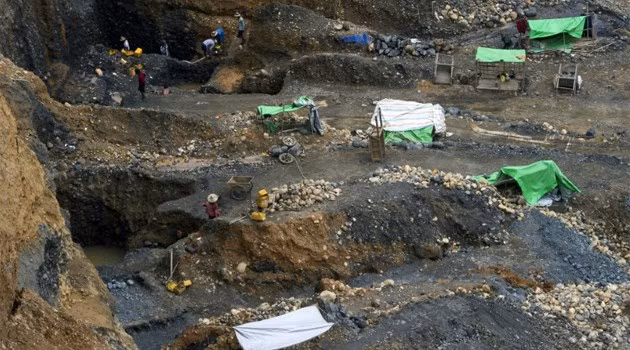 Một vụ lở đất ở hầm khai thác ngọc ở Myanmar. (Nguồn: AFP)
