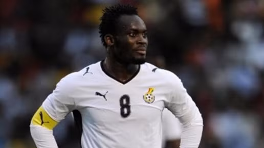  Essien từ giã sự nghiệp quốc tế.