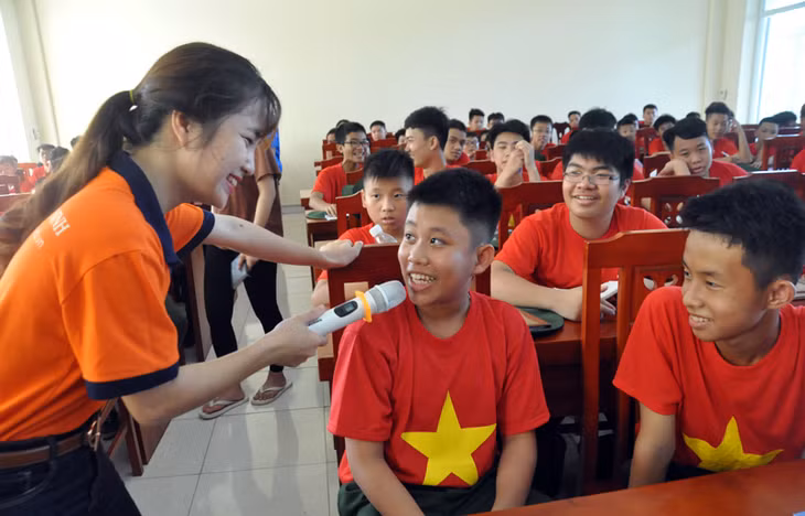 Khóa học hè quân đội năm 2018 vừa tạo môi trường rèn luyện kỹ năng sống vừa bồi đắp lòng yêu nước, tự hào dân tộc cho thanh thiếu nhi trong toàn tỉnh. 