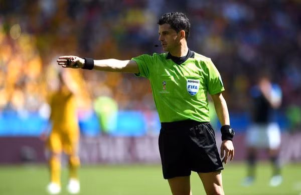  Andres Cunha bắt chính trận bán kết World Cup 2018 giữa Pháp với Bỉ.