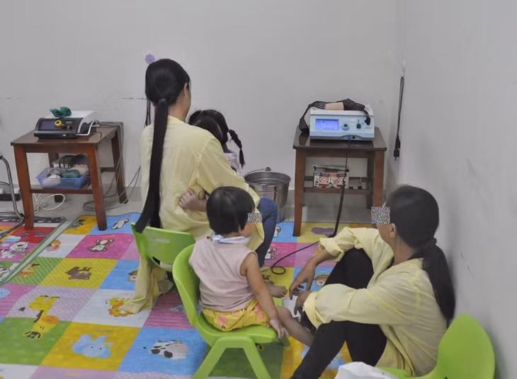 Trẻ tự kỷ điều trị tại Bệnh viện Sản nhi tỉnh