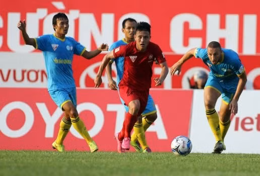  Sanna Khánh Hòa BVN bị cầm chân ngay trên sân nhà.